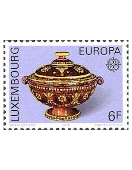 Luxembourg N° 0878 N**