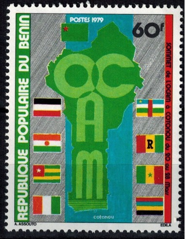 BENIN N° 439 N*