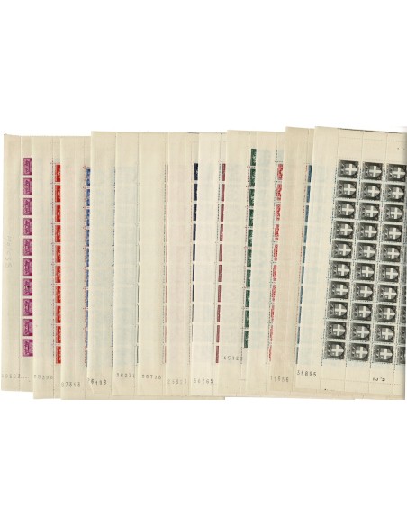 Feuilles complètes du N° 0553 au 564 X50