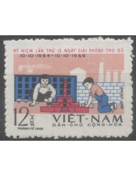 Viet Nord N° 647 Obli