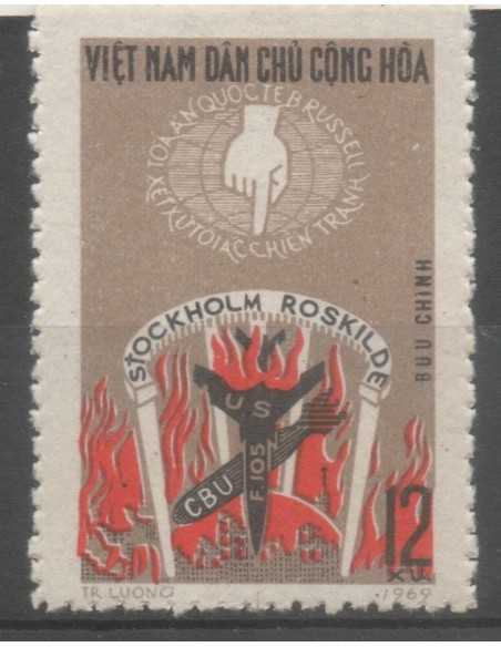 Viet Nord N° 654 Obli