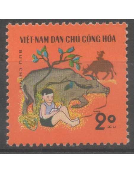 Viet Nord N° 663 Obli