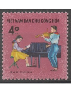Viet Nord N° 665 Obli