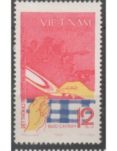 Viet Nord N° 682 Obli