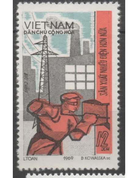 Viet Nord N° 683 Obli