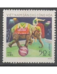 Viet Nord N° 811 Obli