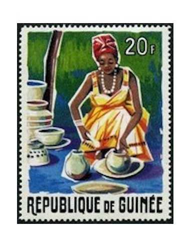 Timbre Poste GUINEE N° 0239 Neuf ** philatelie foxtimbre