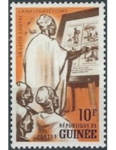 Timbre Poste GUINEE N° 0112 Obli philatelie foxtimbre