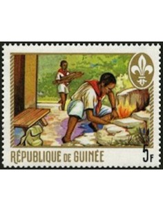 Timbre Poste GUINEE N° 0386 Obli philatelie foxtimbre