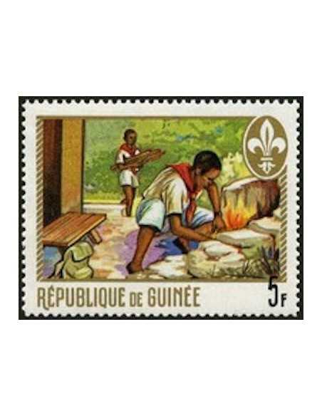 Timbre Poste GUINEE N° 0386 Obli philatelie foxtimbre