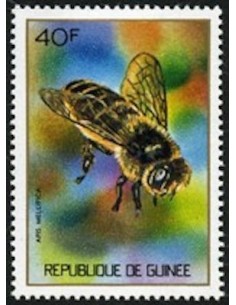 Timbre Poste GUINEE N° 0497 Obli philatelie foxtimbre