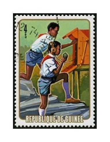 Timbre Poste GUINEE N° 0535 Obli philatelie foxtimbre