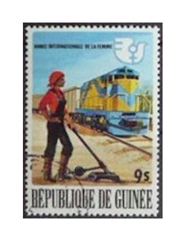 Timbre Poste GUINEE N° 0557 Obli philatelie foxtimbre