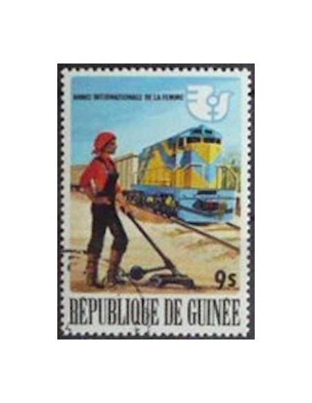 Timbre Poste GUINEE N° 0557 Obli philatelie foxtimbre