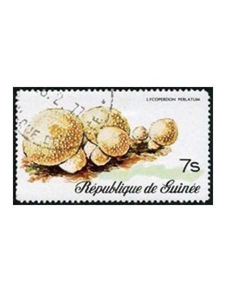 Timbre Poste GUINEE N° 0577 Obli philatelie foxtimbre