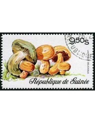 Timbre Poste GUINEE N° 0579 Obli philatelie foxtimbre