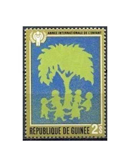 Timbre Poste GUINEE N° 0653 Obli philatelie foxtimbre