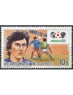 Timbre Poste GUINEE N° 0773 Obli philatelie foxtimbre