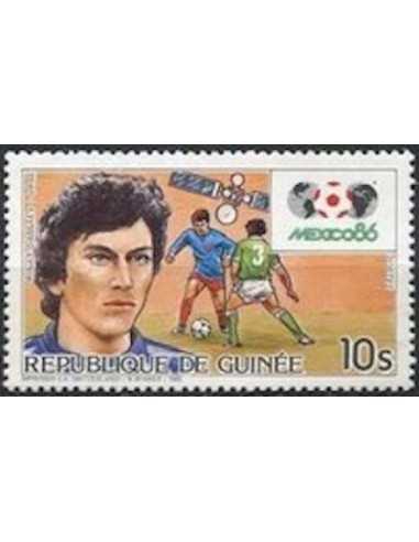 Timbre Poste GUINEE N° 0773 Obli philatelie foxtimbre