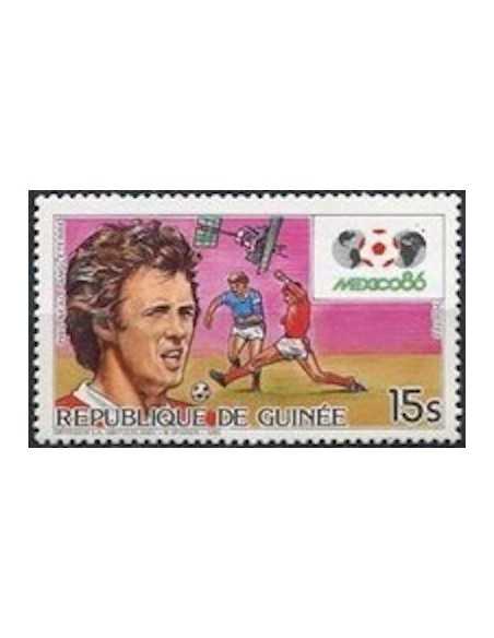 Timbre Poste GUINEE N° 0774 Obli philatelie foxtimbre