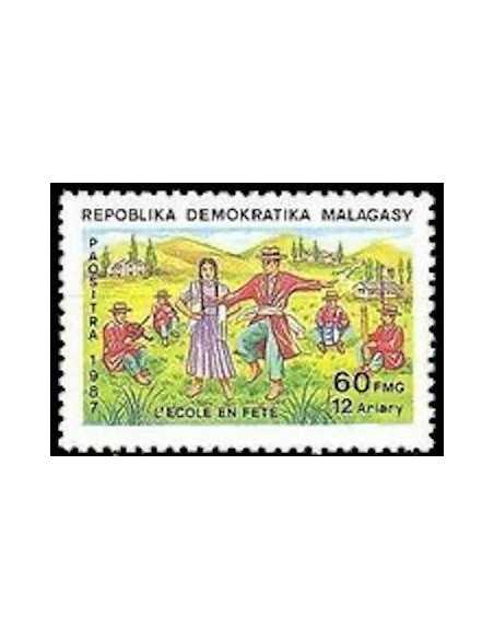 Madagascar N° 0830 Obli