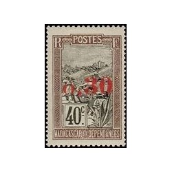 Madagascar N° 129 N **