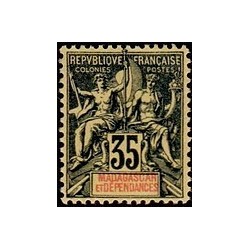 Madagascar N° 046 N *