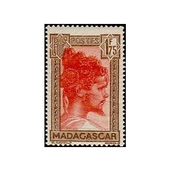 Madagascar N° 176B N *